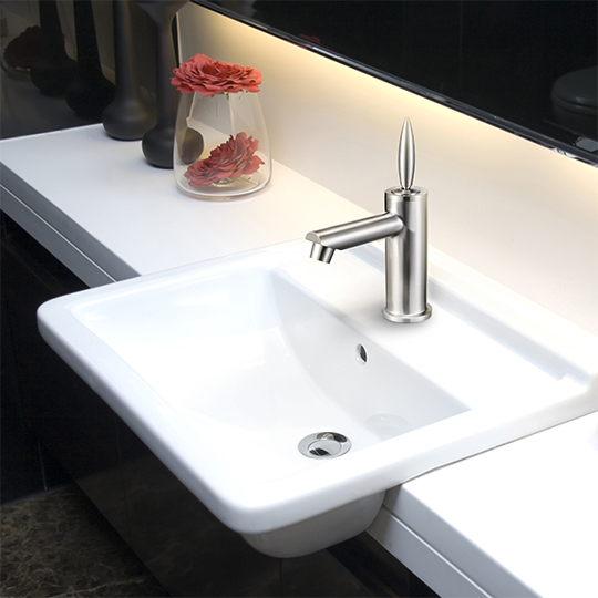 Basin Faucet thumbnail 4