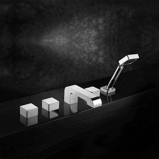 Two-Handle Bathtub Faucet W/Diverter & Hand Shower thumbnail 3