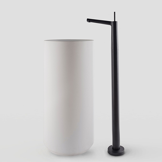 Floor-Mounted Basin Faucet thumbnail 3